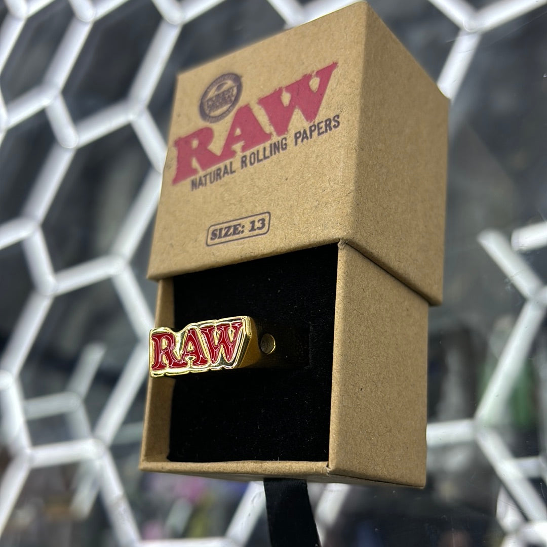 Raw Smoke ring gold size 13