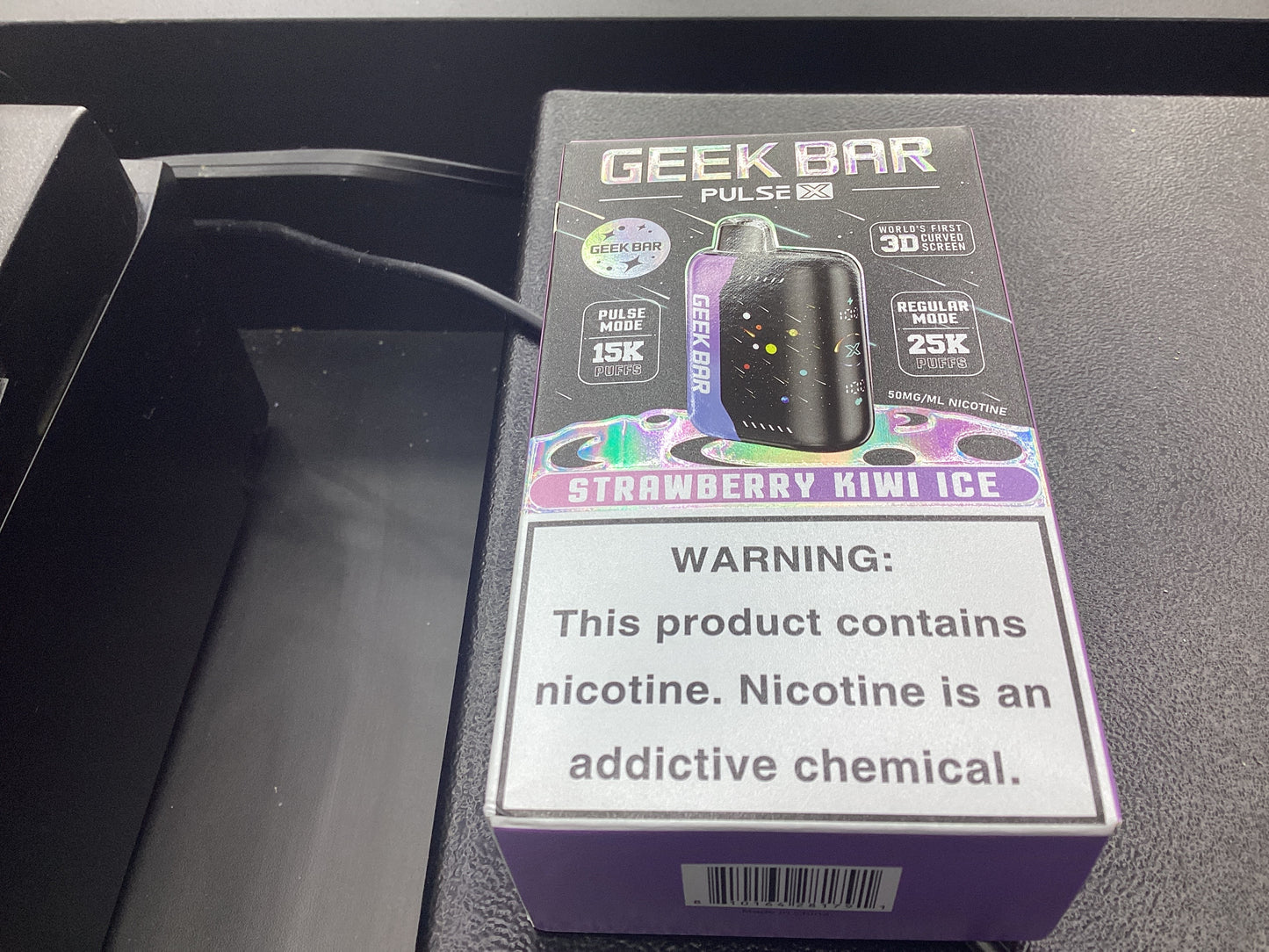 Geek bar pulse strawberry kiwi ice