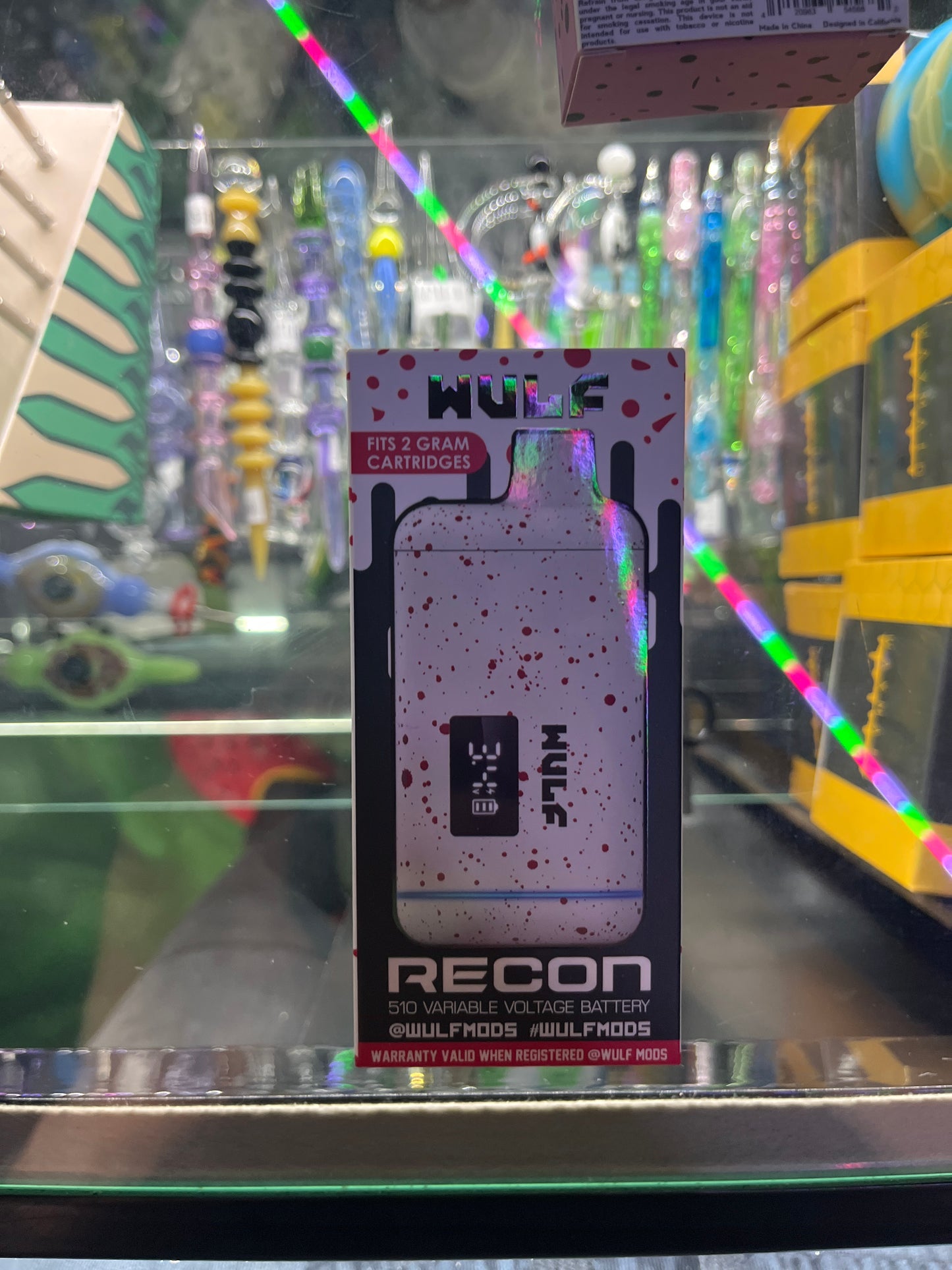 Wulf recon 2g cartridge vaporizer white with red spots
