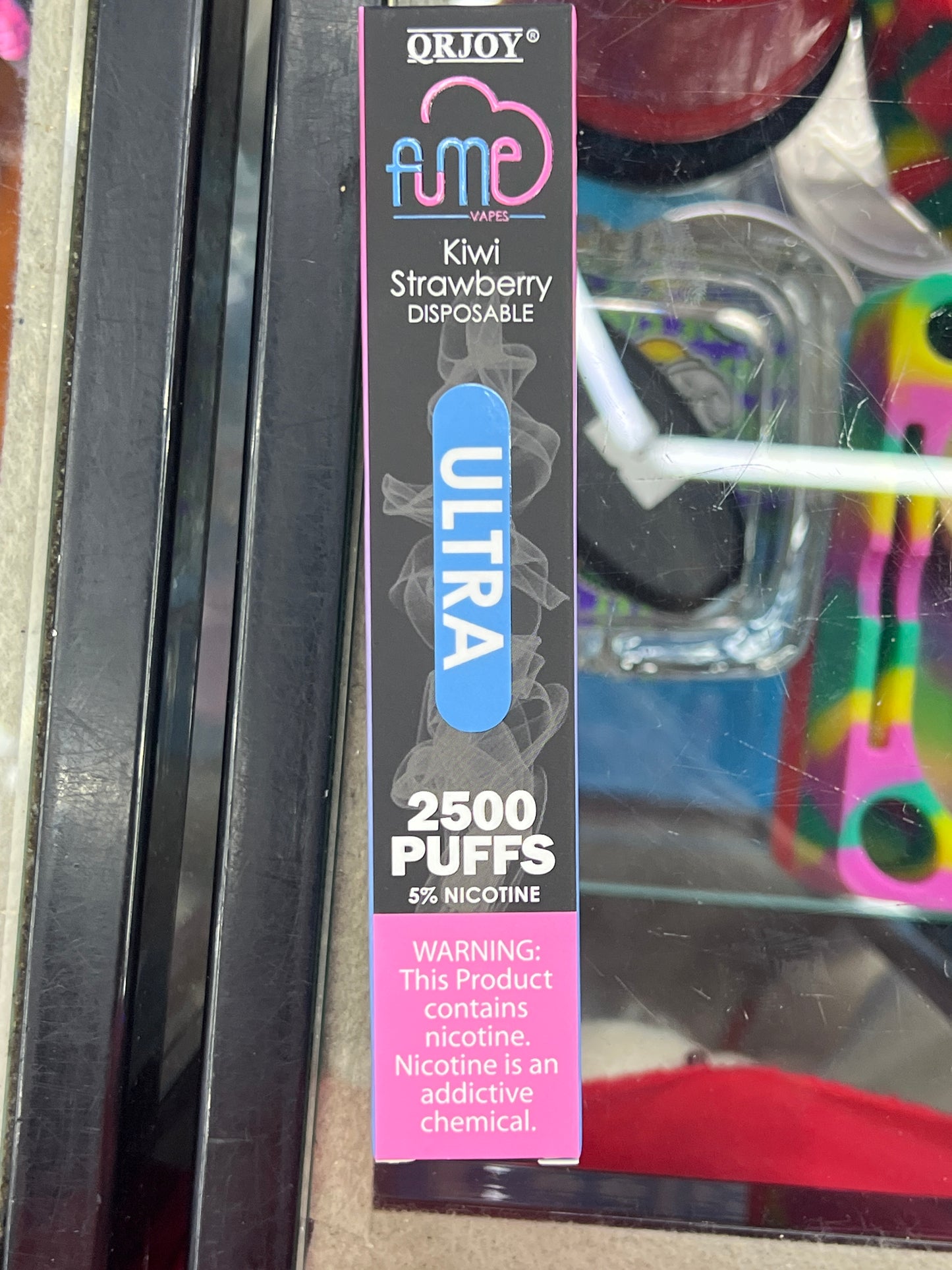 Fume kiwi strawberry ultra 2500 puffs