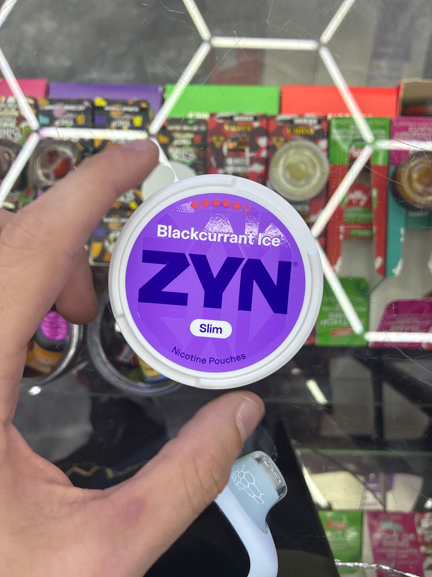 (ZYN blackcurrant ice slim