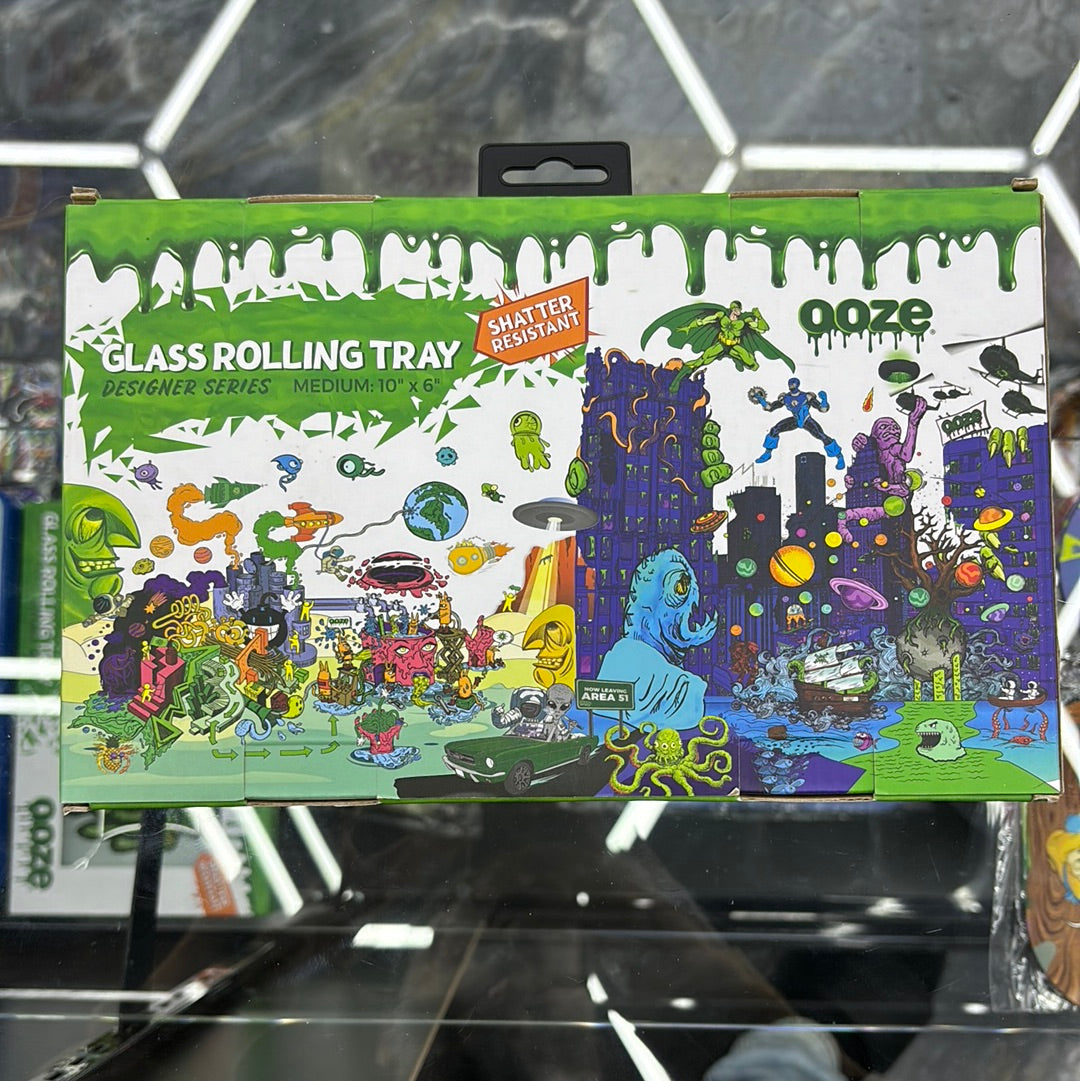 Ooze glass, rolling tray, shatter, resistant ooze pineapple guy