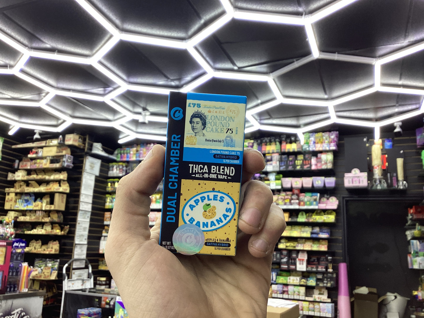 Cookies dual chamber 2g all in one vape londin pound cake/ apples & banana