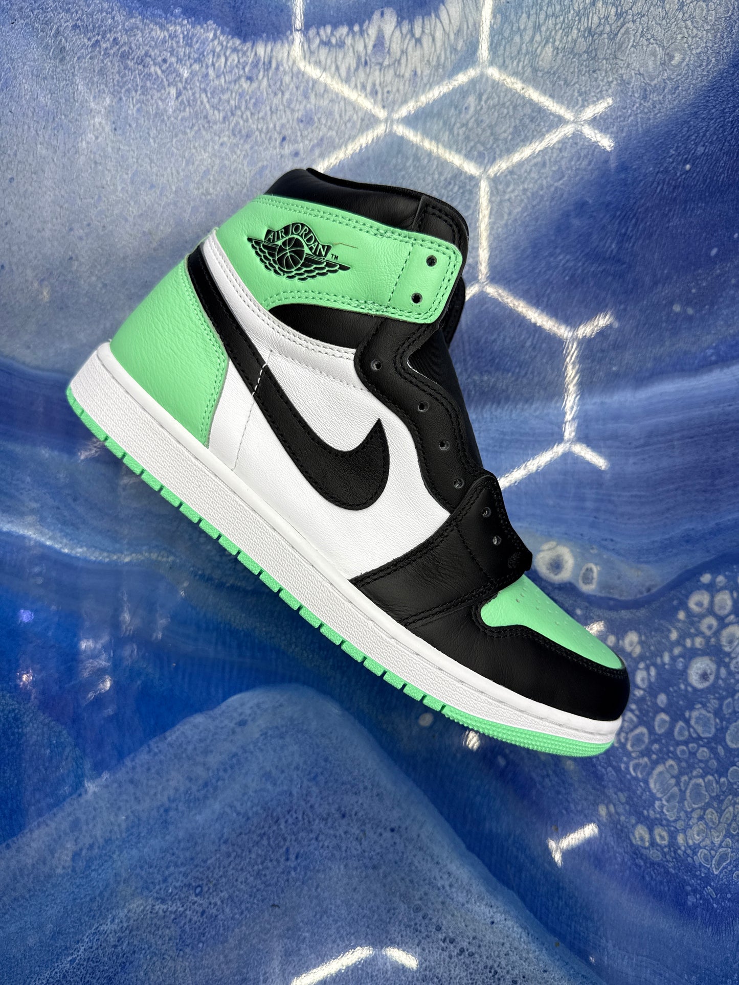 Jordan 1 retro high OG green glow (men’s) size 10