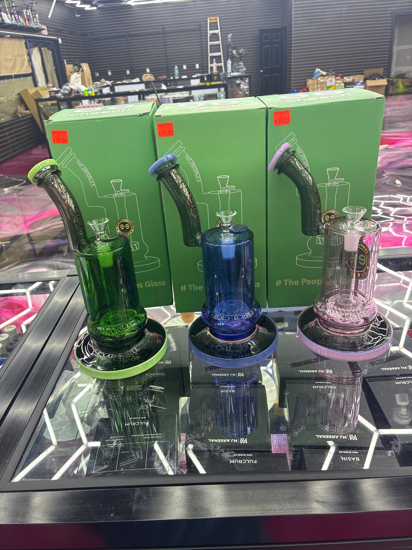 Cheech water pipe Ch-184 Totally Tubular Bubbler Bong