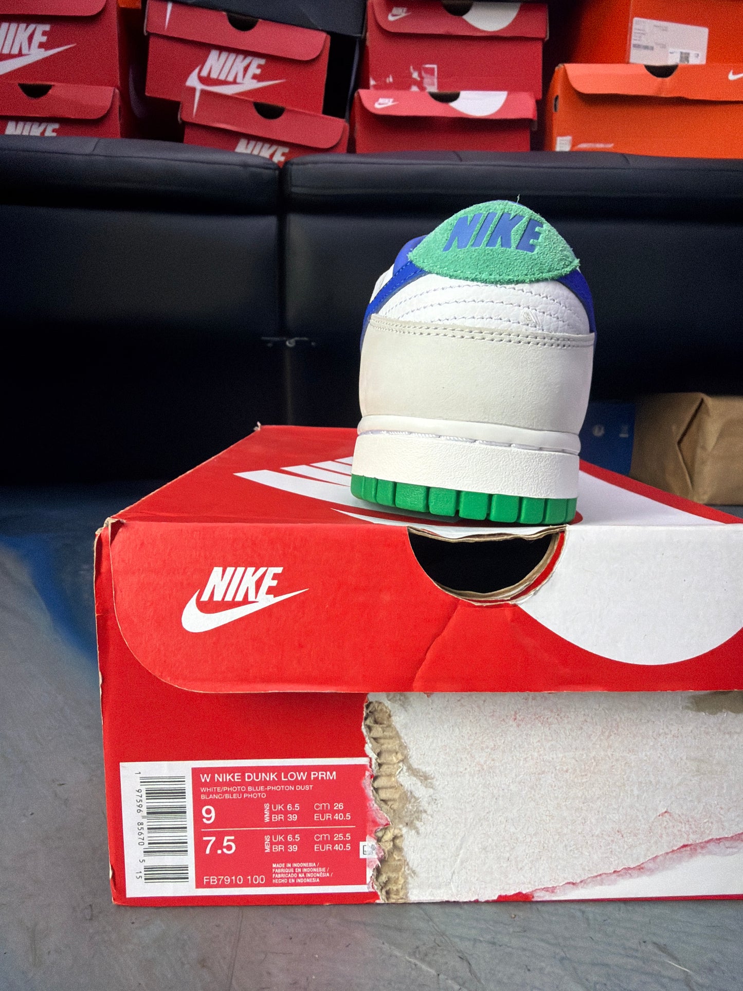 Nike Dunk Low Tennis Classic (Women's) size 9