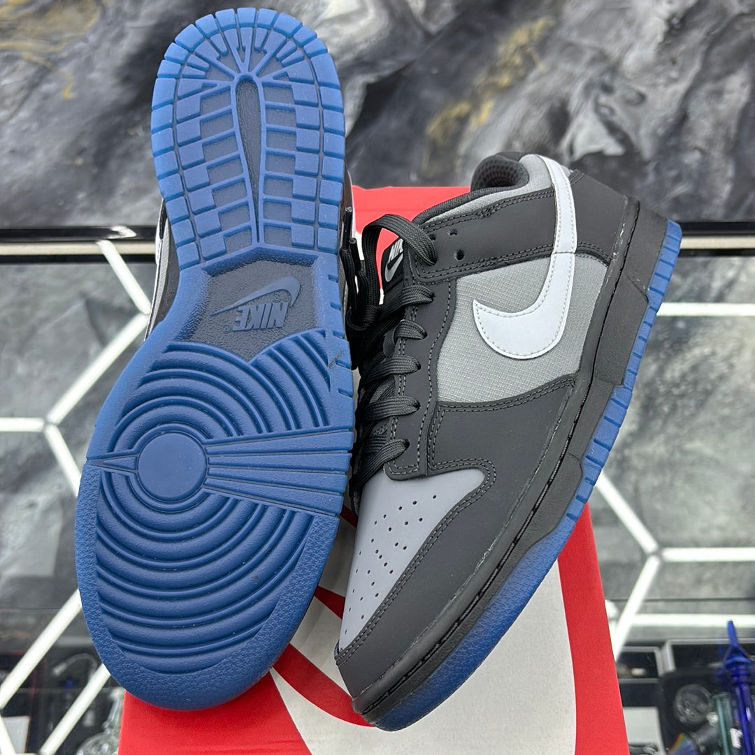 Nike dunk low anthracite /pure platinum size 9m