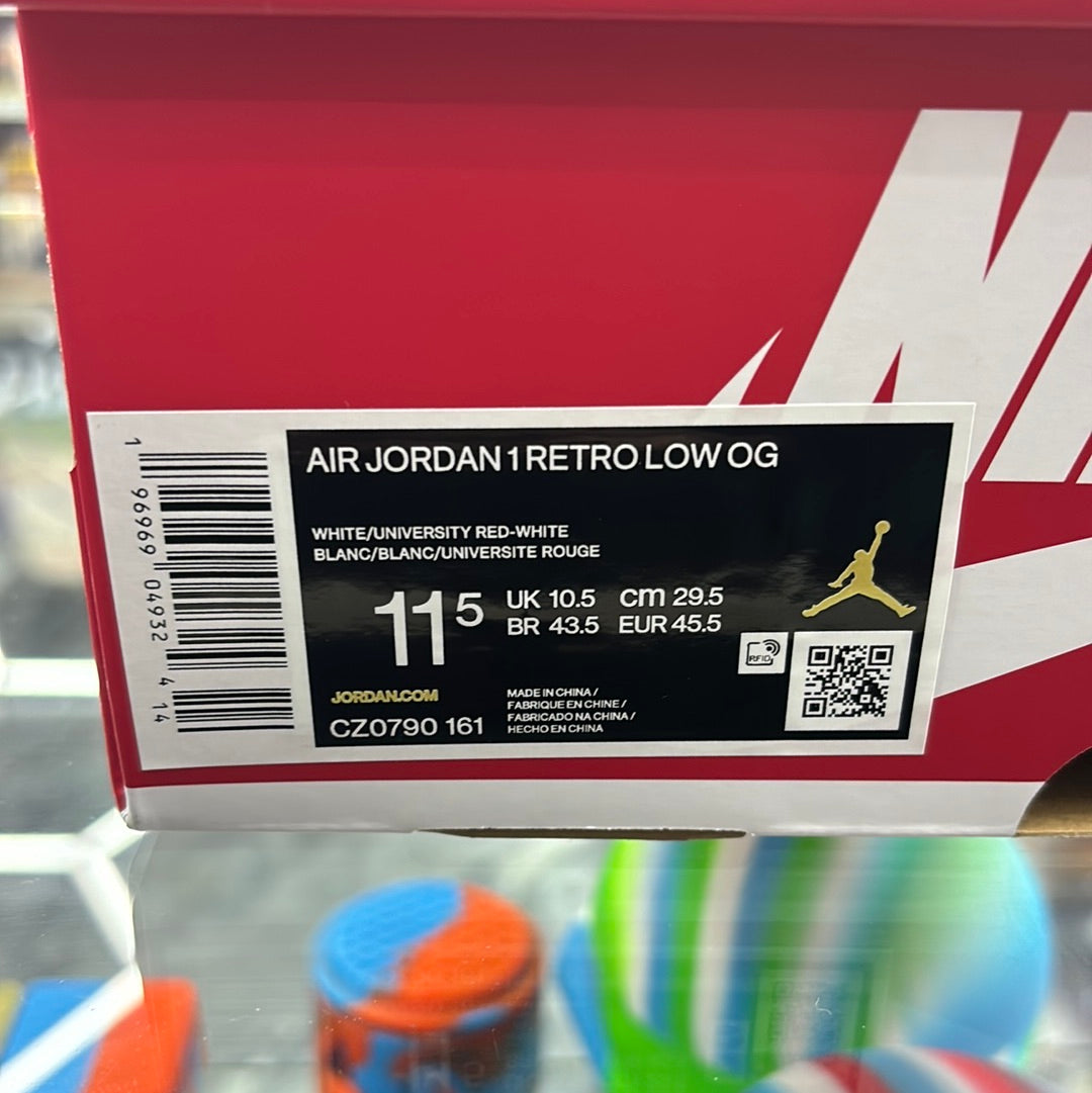 Air Jordan, one retro, low OG, white/university red – white size 11.5 M