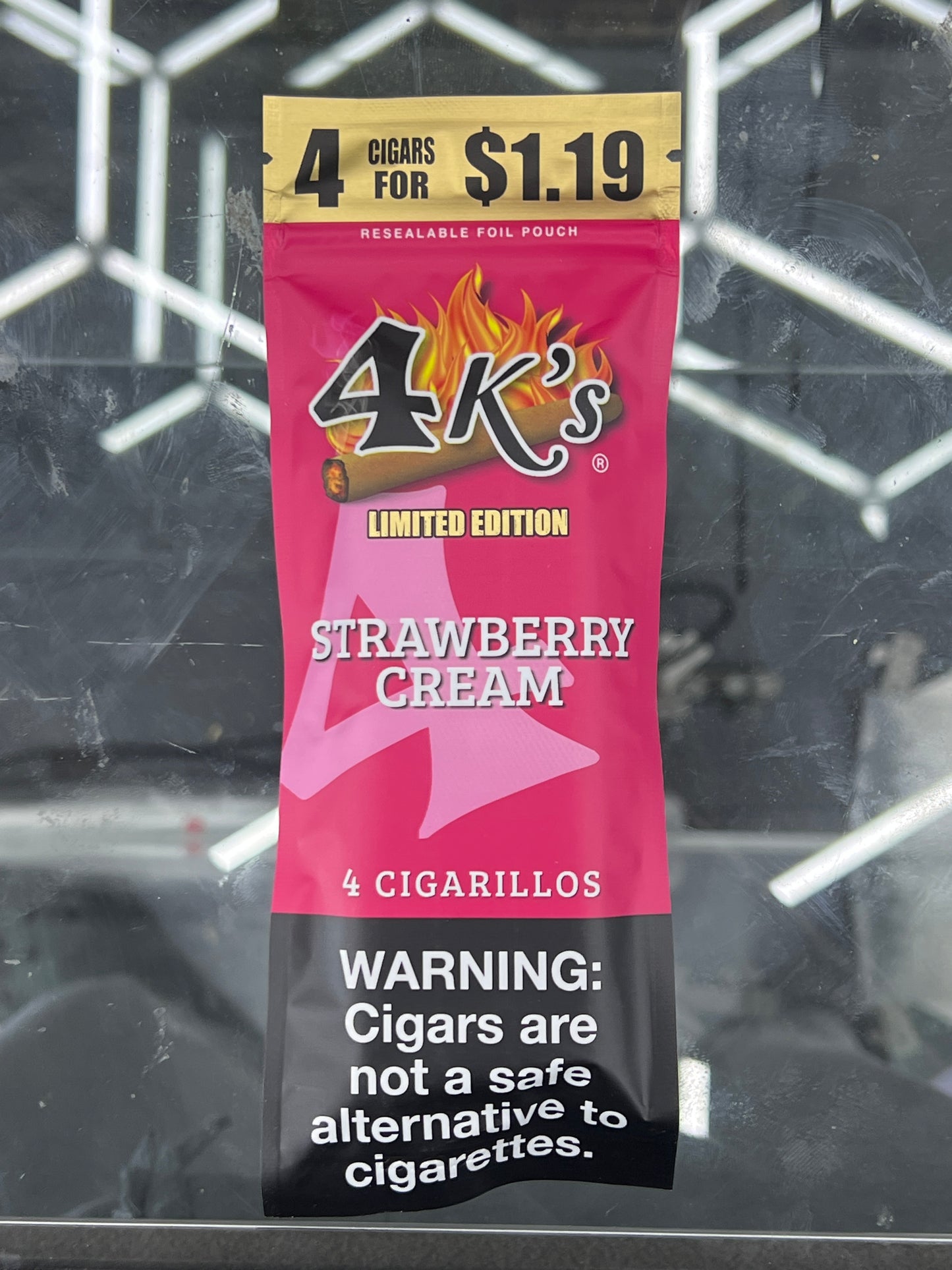 4k strawberry cream