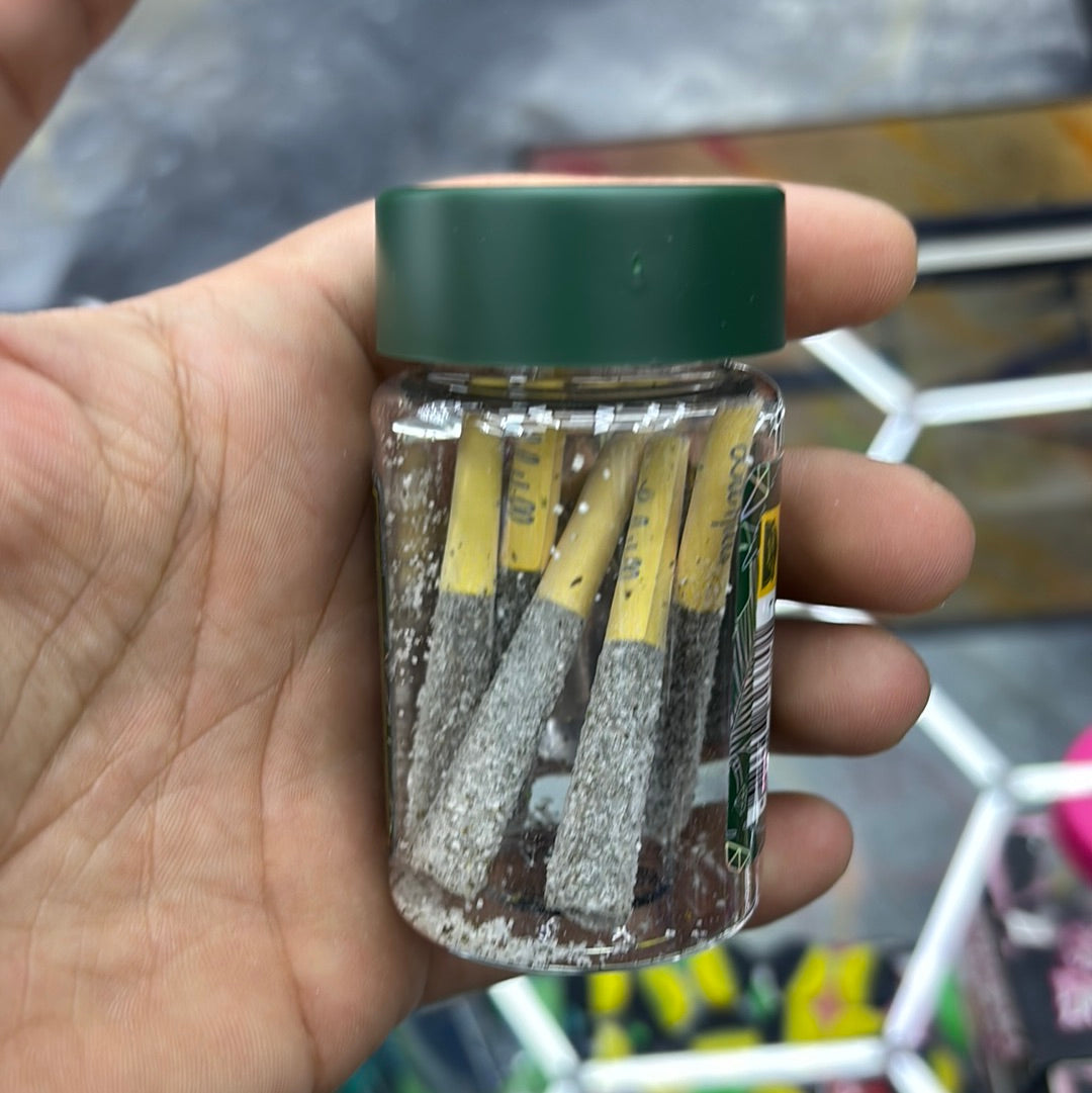 Hidden Hills club lit hills rainbow Wowie, sativa, VVS blend liquid diamond pre-rolls