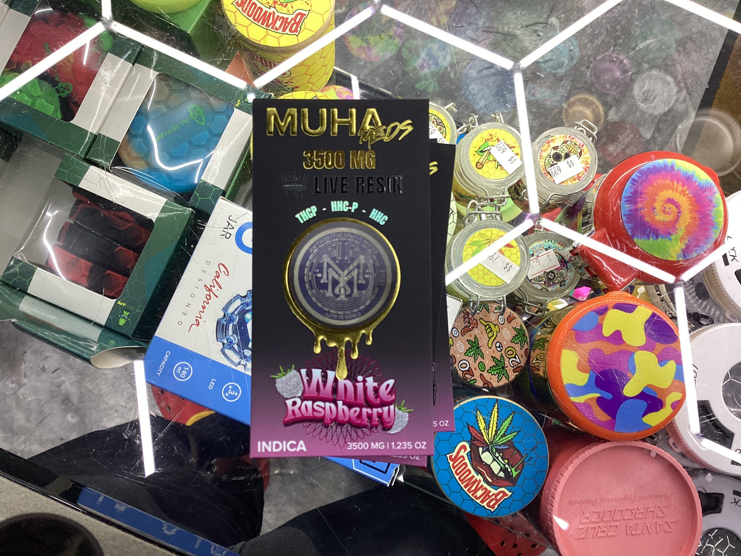 Muha meds 3500mg melted diamonds white peach raspberry