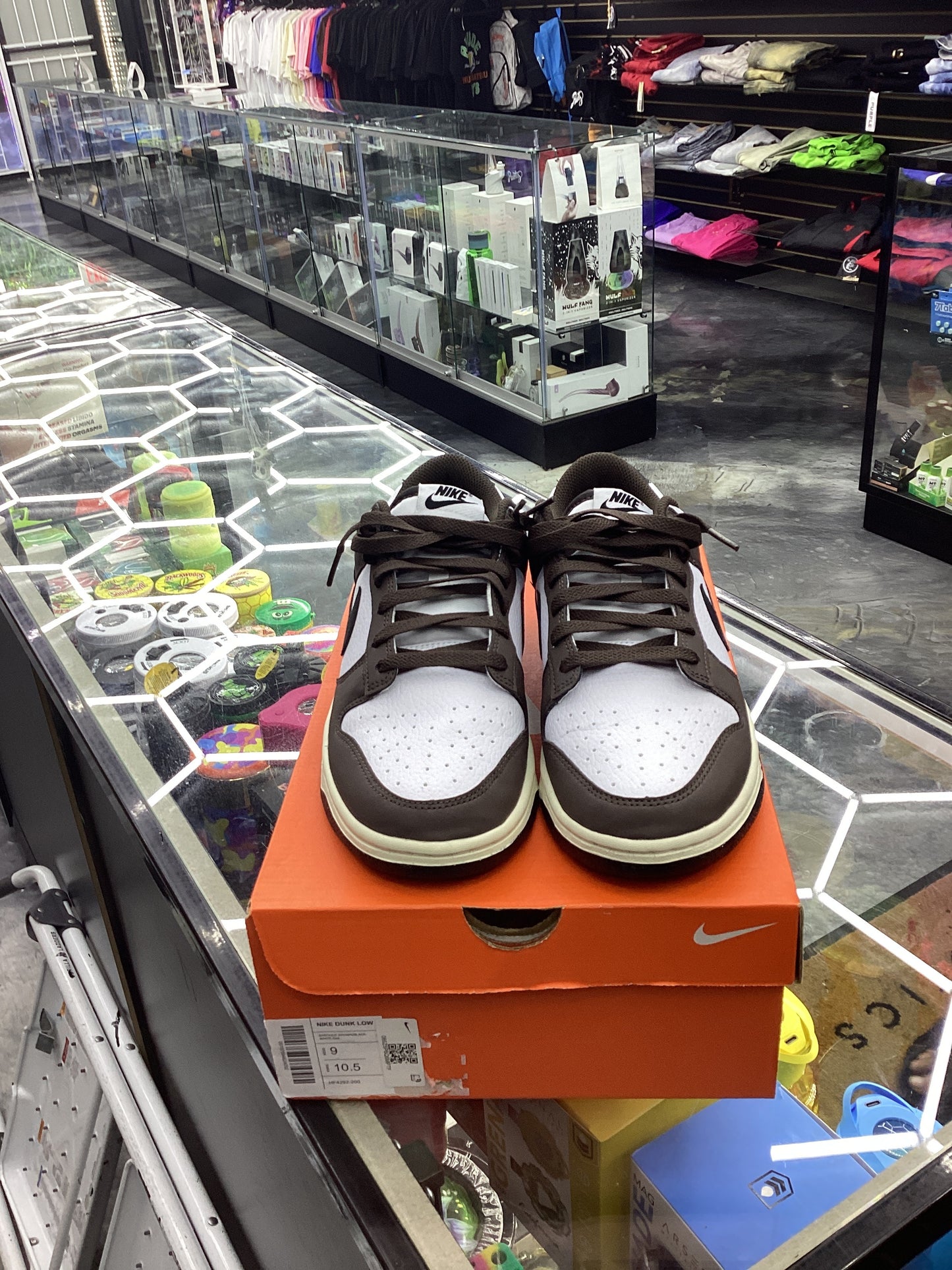 Nike dunk low brown/black-white-sail men’s size 9