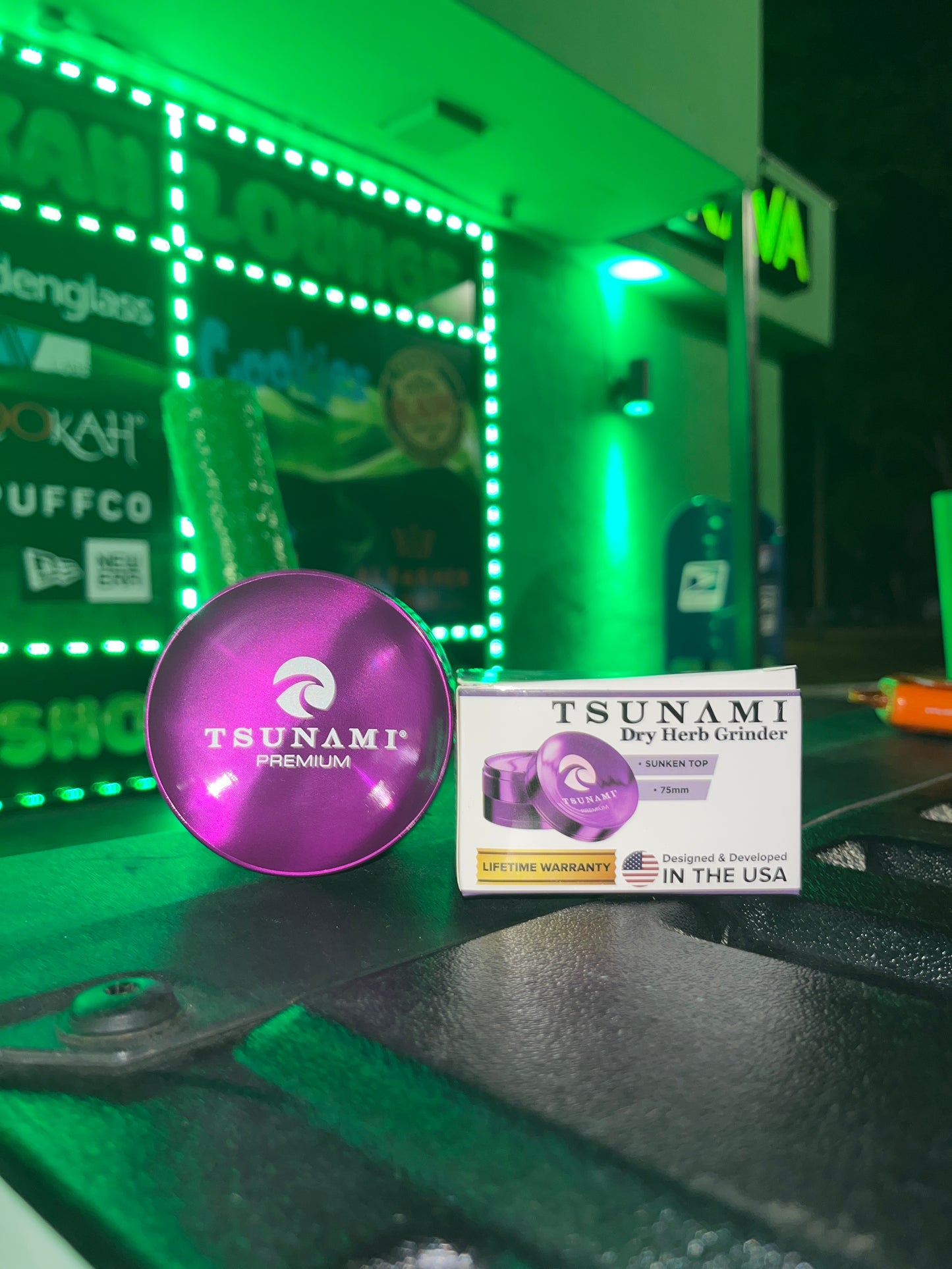 Tsunami dry herb grinder purple