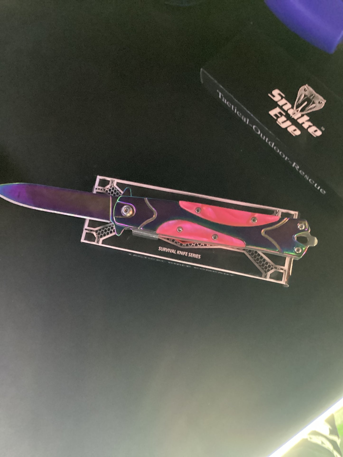 Razor tactical knife oil slick n pink