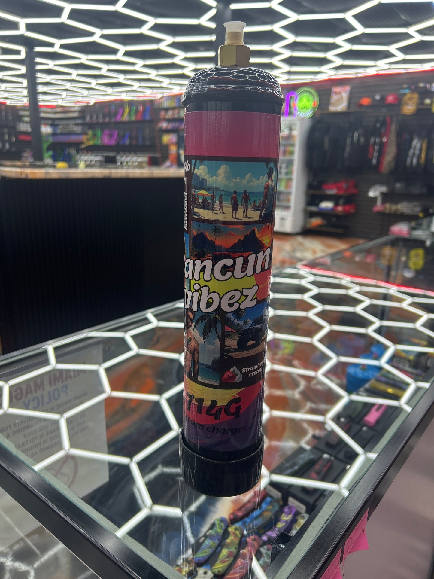 Cancun vibez strawberry cream 714g