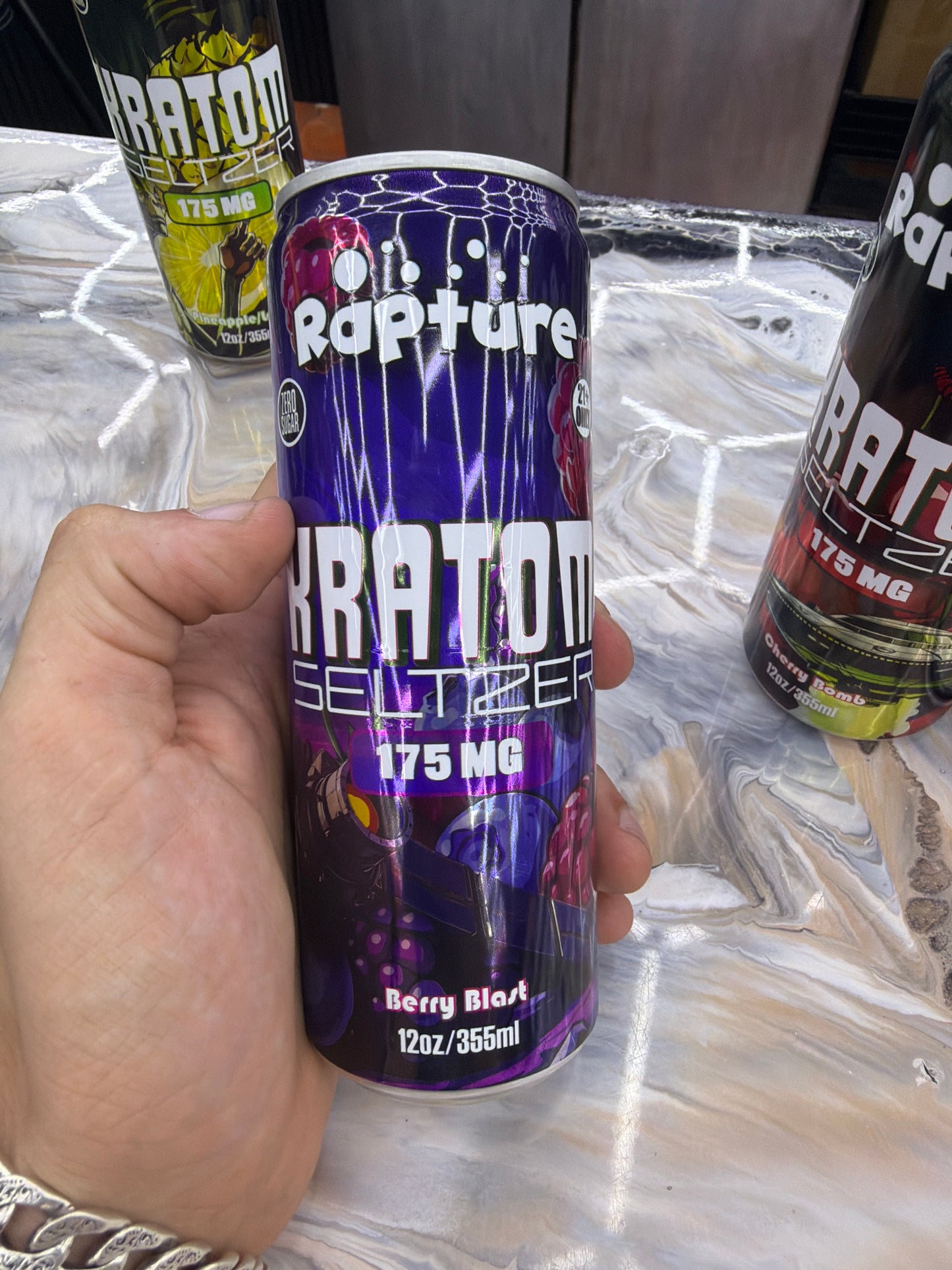 Rapture Kratom seltzer 175mg Berry Blast