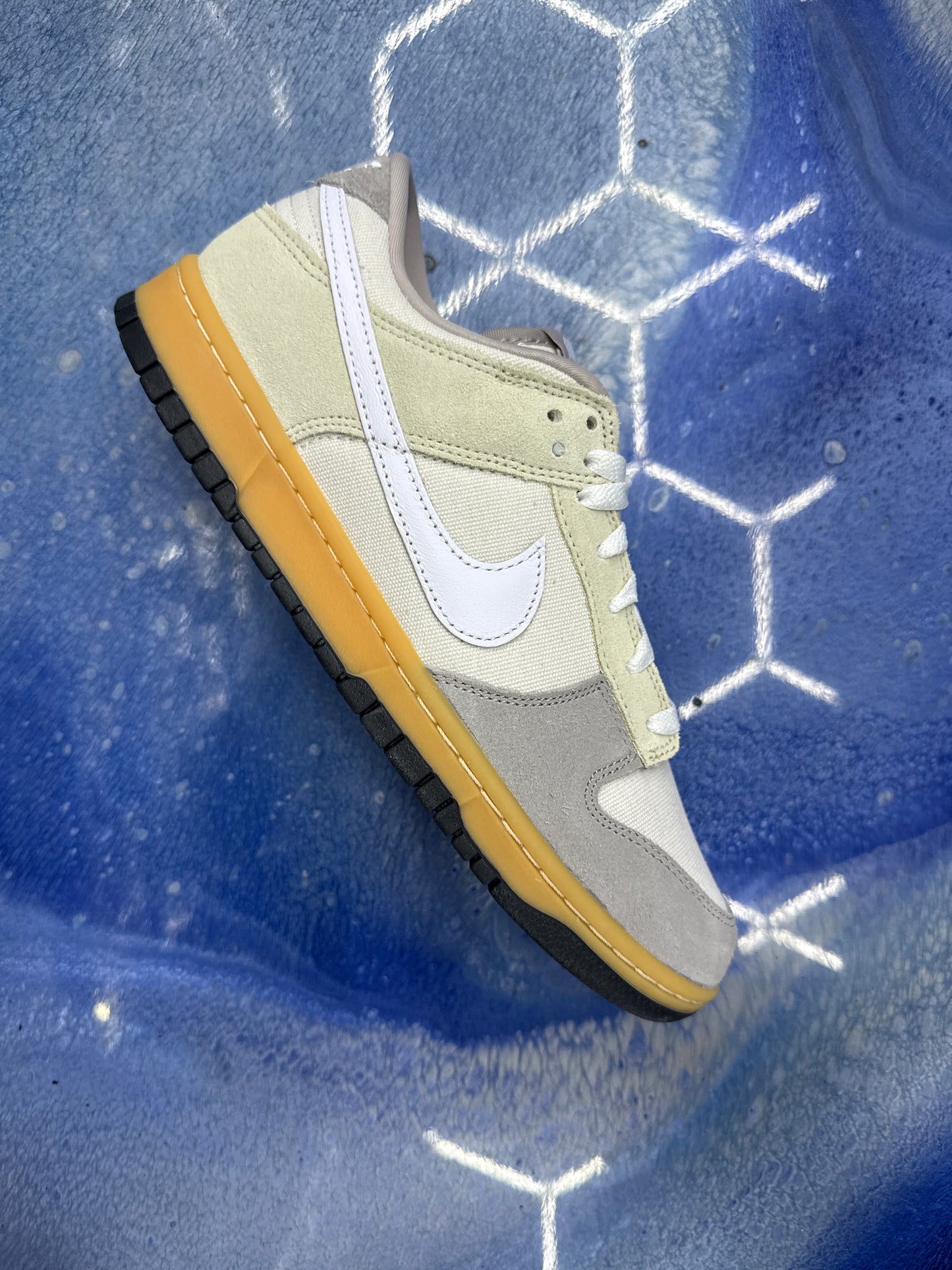 Nike dunk low suede & canvas (men’s) size 10