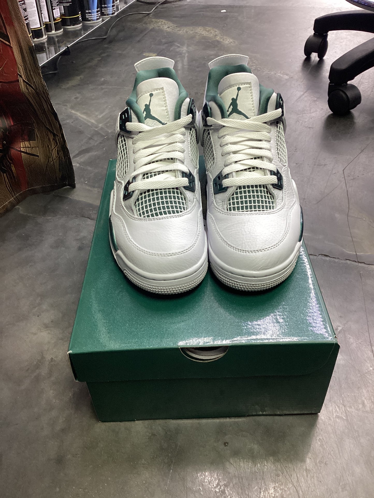 Air Jordan 4 white/oxidized green-white (gs) size 6y