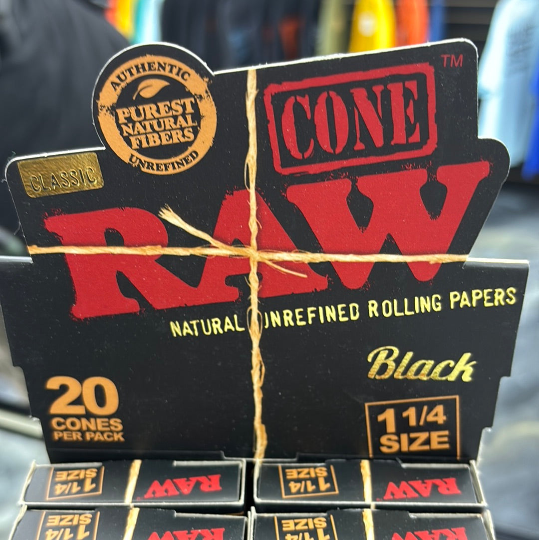 Raw black 20 cones per pack 1 1/4 size ￼