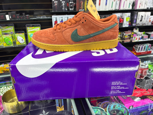 Nike sb dunk low pro burnt sunrise size 9.5