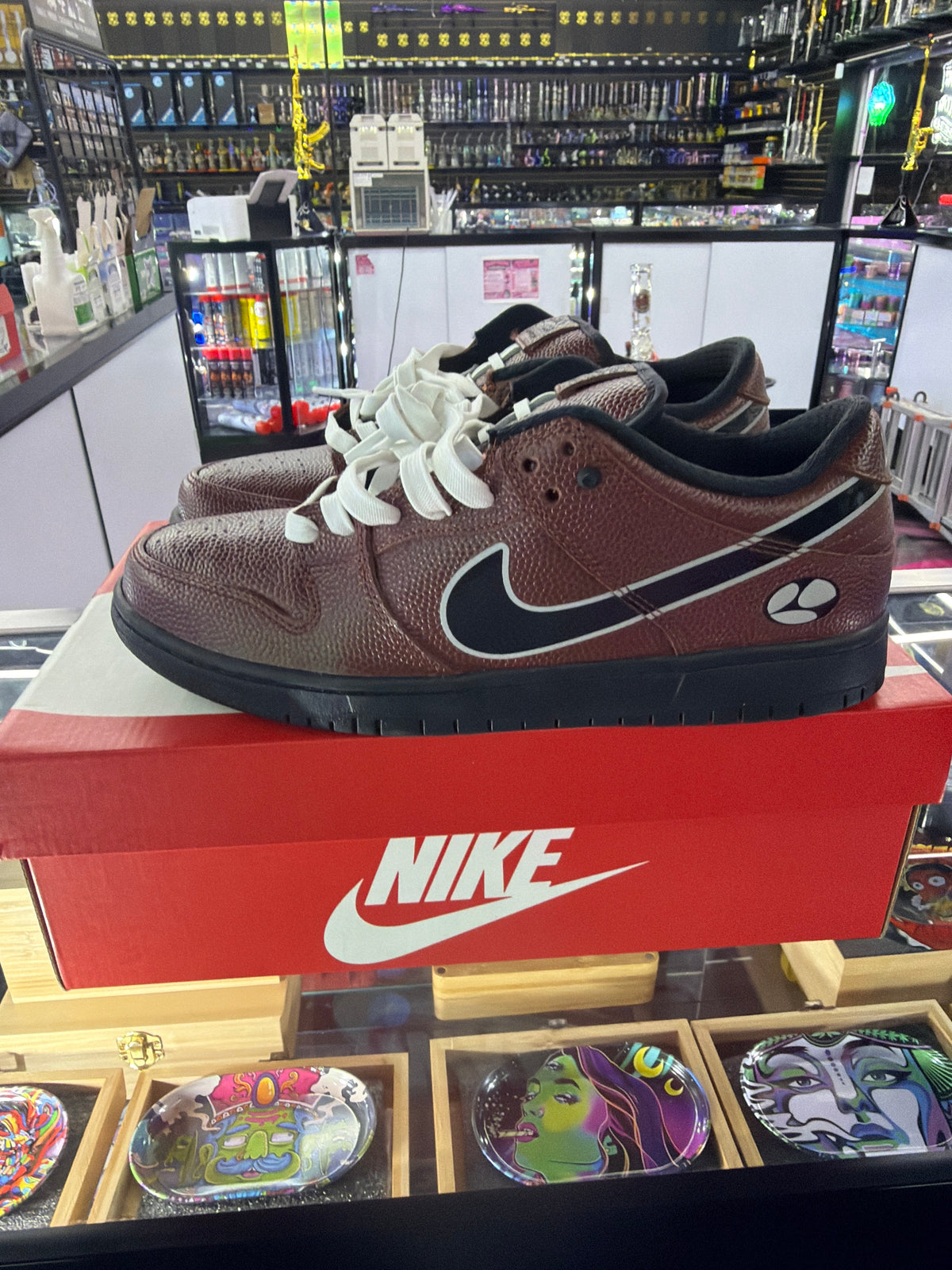 Nike SB Dunk Low Limosine Skateboards Size 9.5