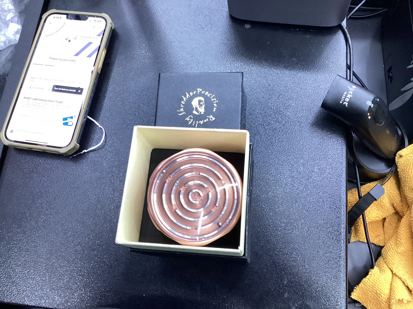 Rose gold Hipster grinder