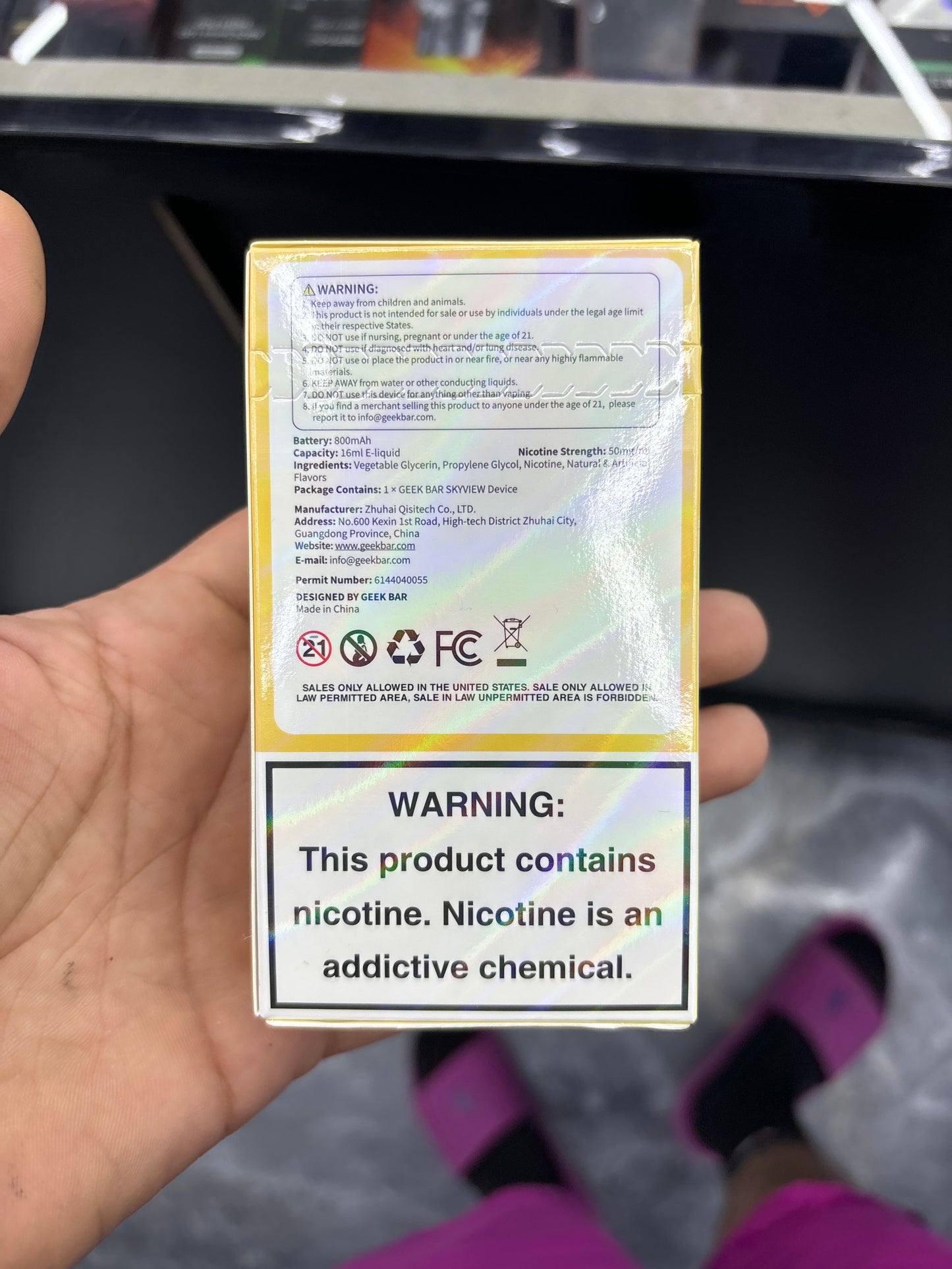 Geek bar skyview twisted b pop