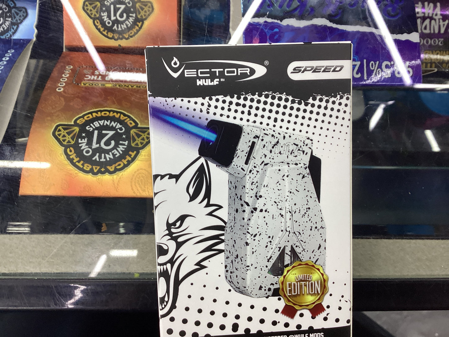 Vector Wulf speed limited edition white and black