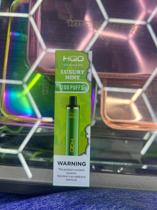 HQD luxury mint 1200 puffs curvie plus