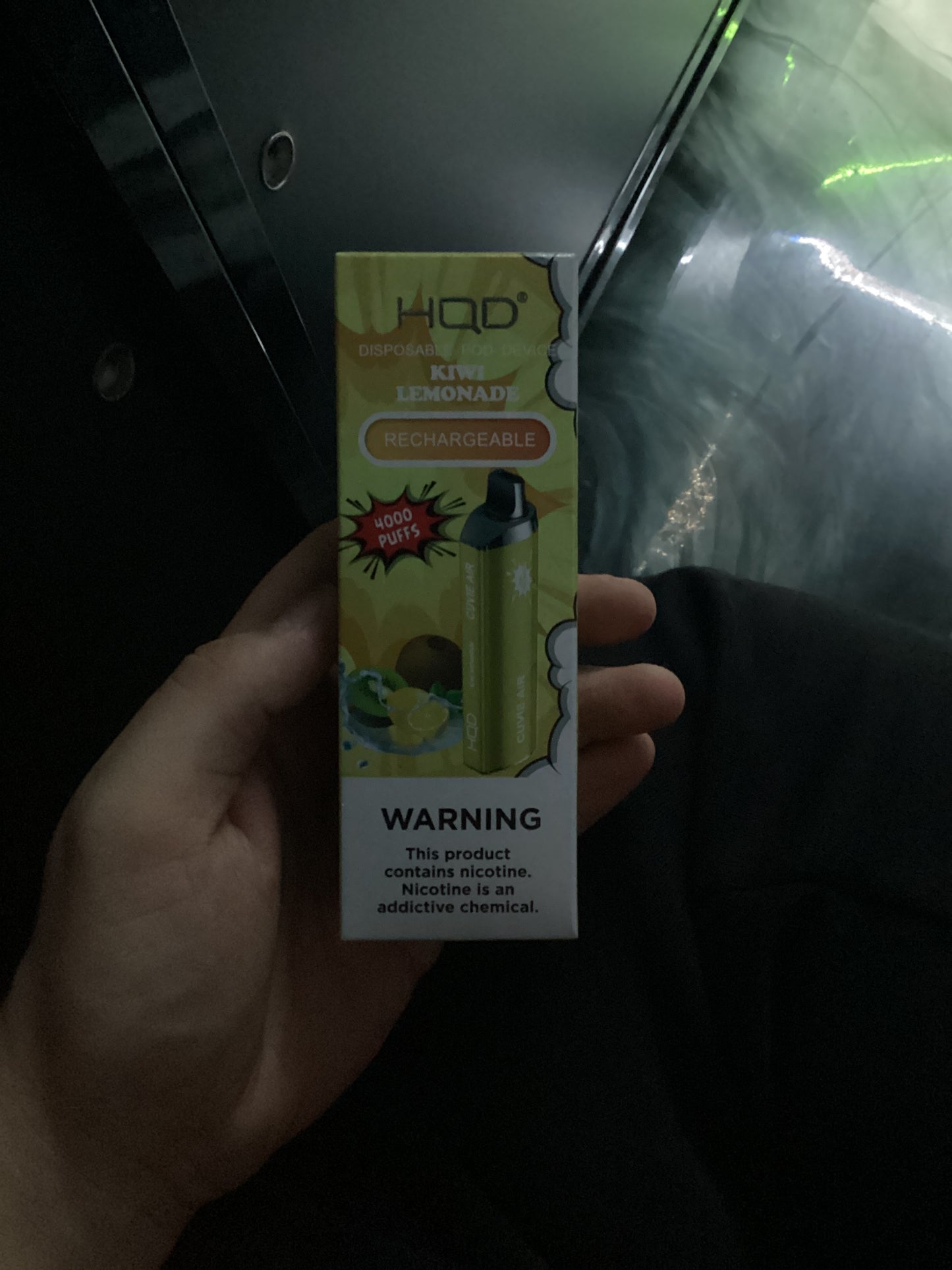 HQD kiwi lemonade 4000 puffs curvie plus