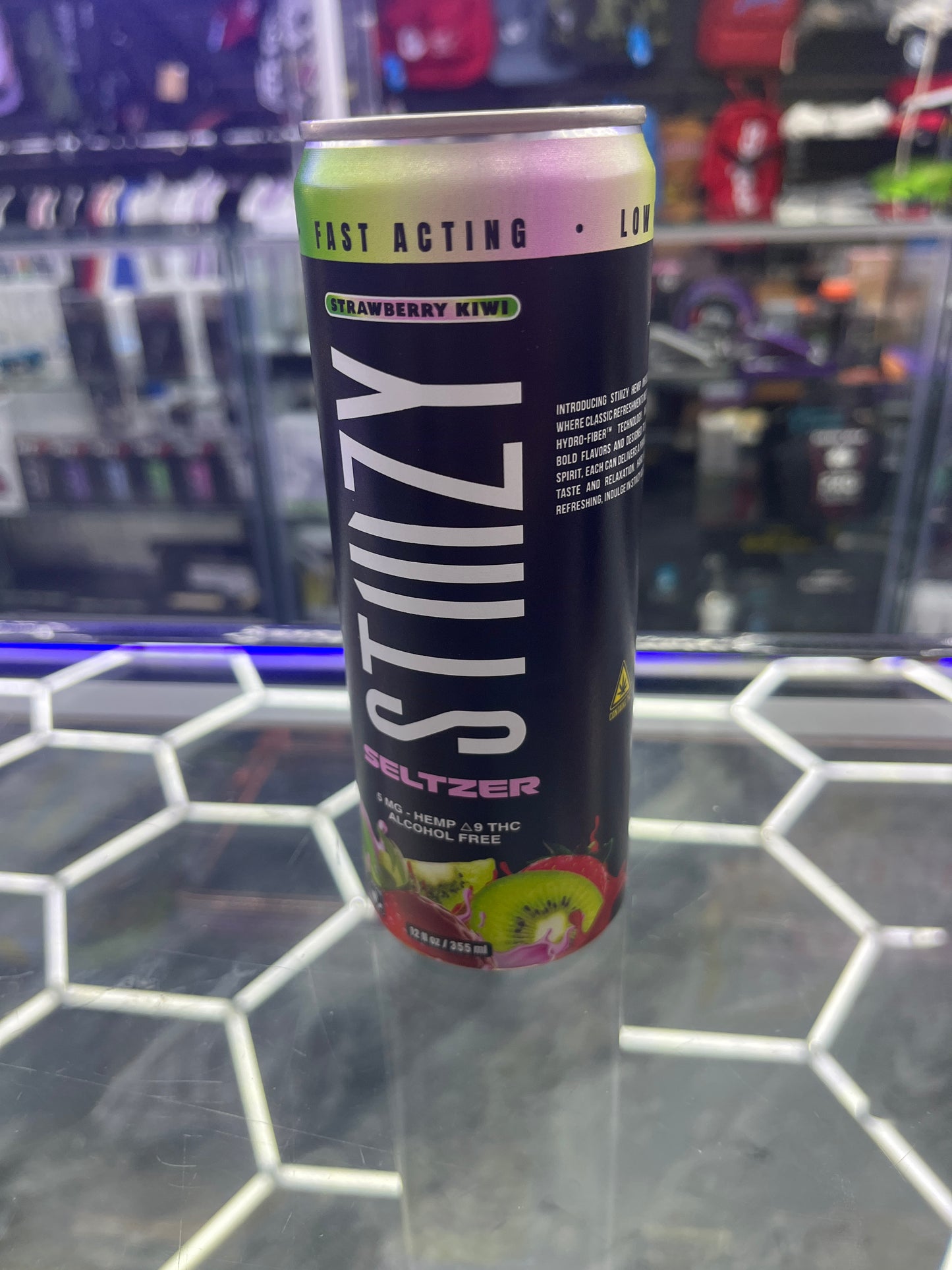 Stiiizy seltzer strawberry kiwi