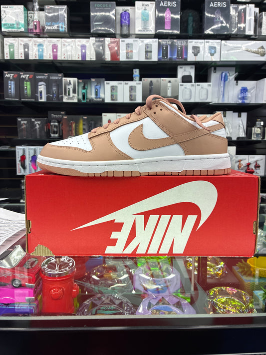 W Nike dunk low white/ rose whisper size 11.5