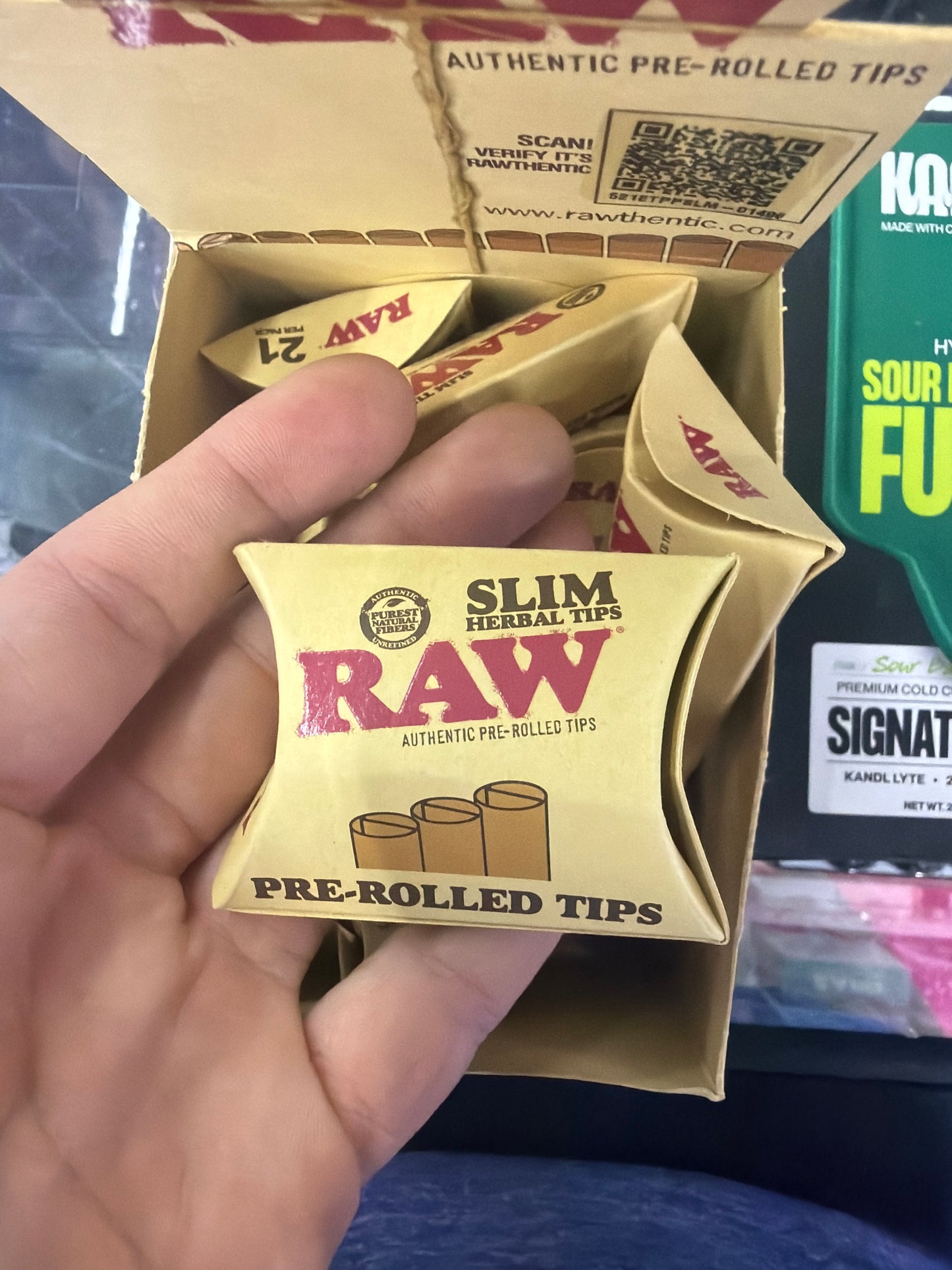 Raw herbal slim tips pre-rolled tips, 21 per pack