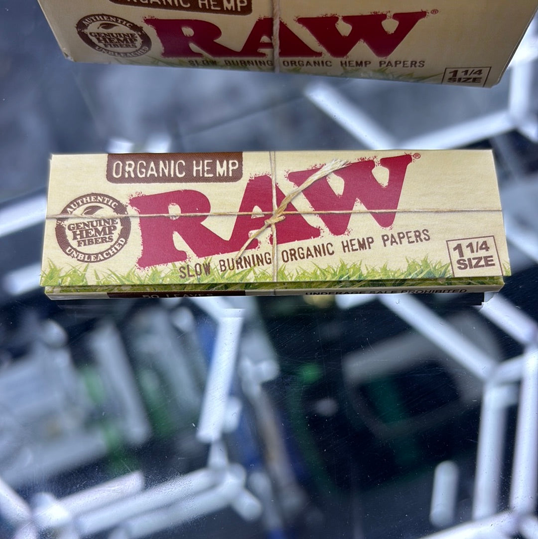 Raw organic hemp 1 1/4 rolling paper