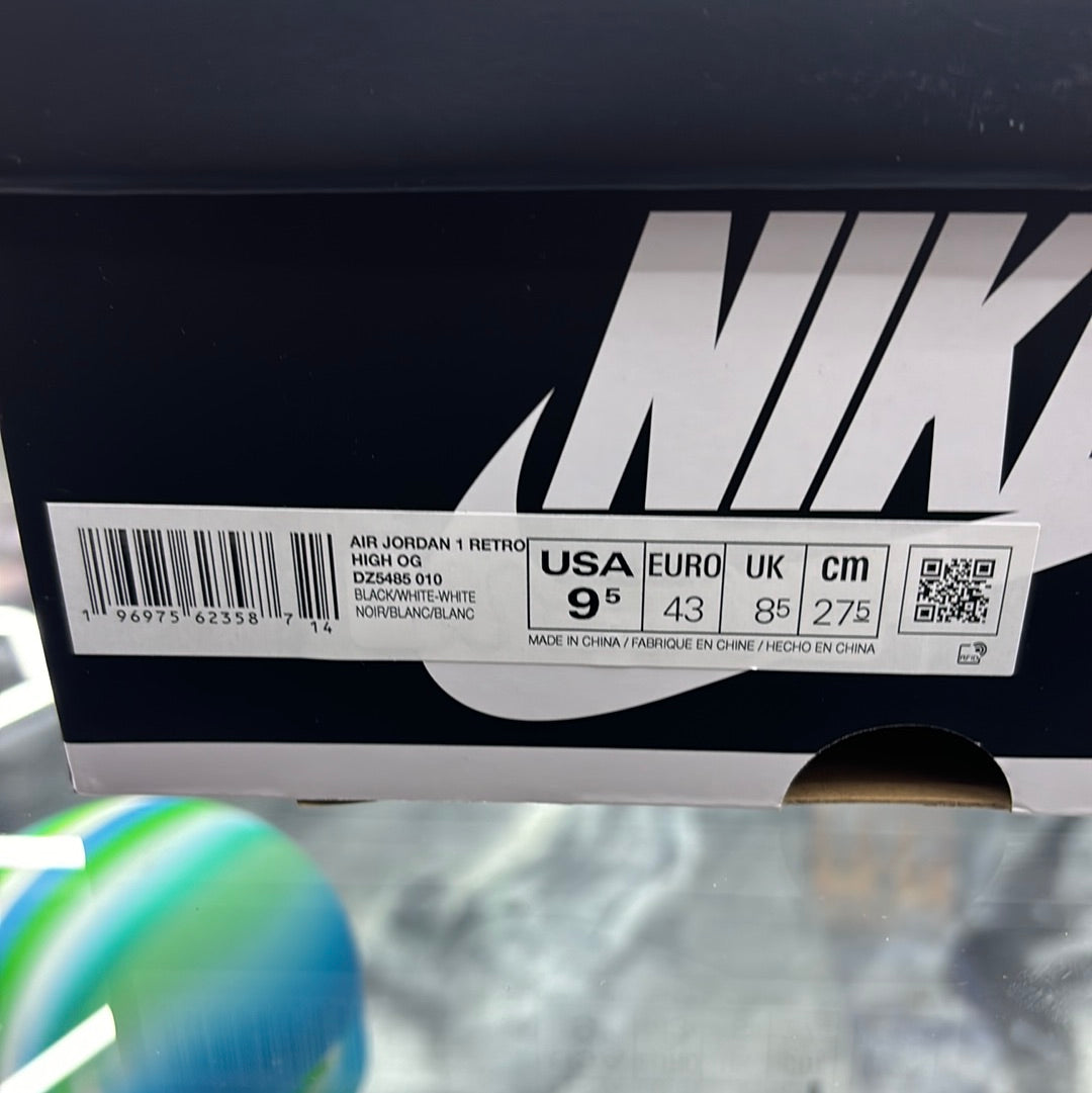 Air Jordan, one retro high OG, black/white size 9.5 M