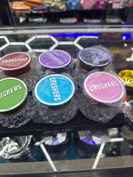 Crusher grinder with container