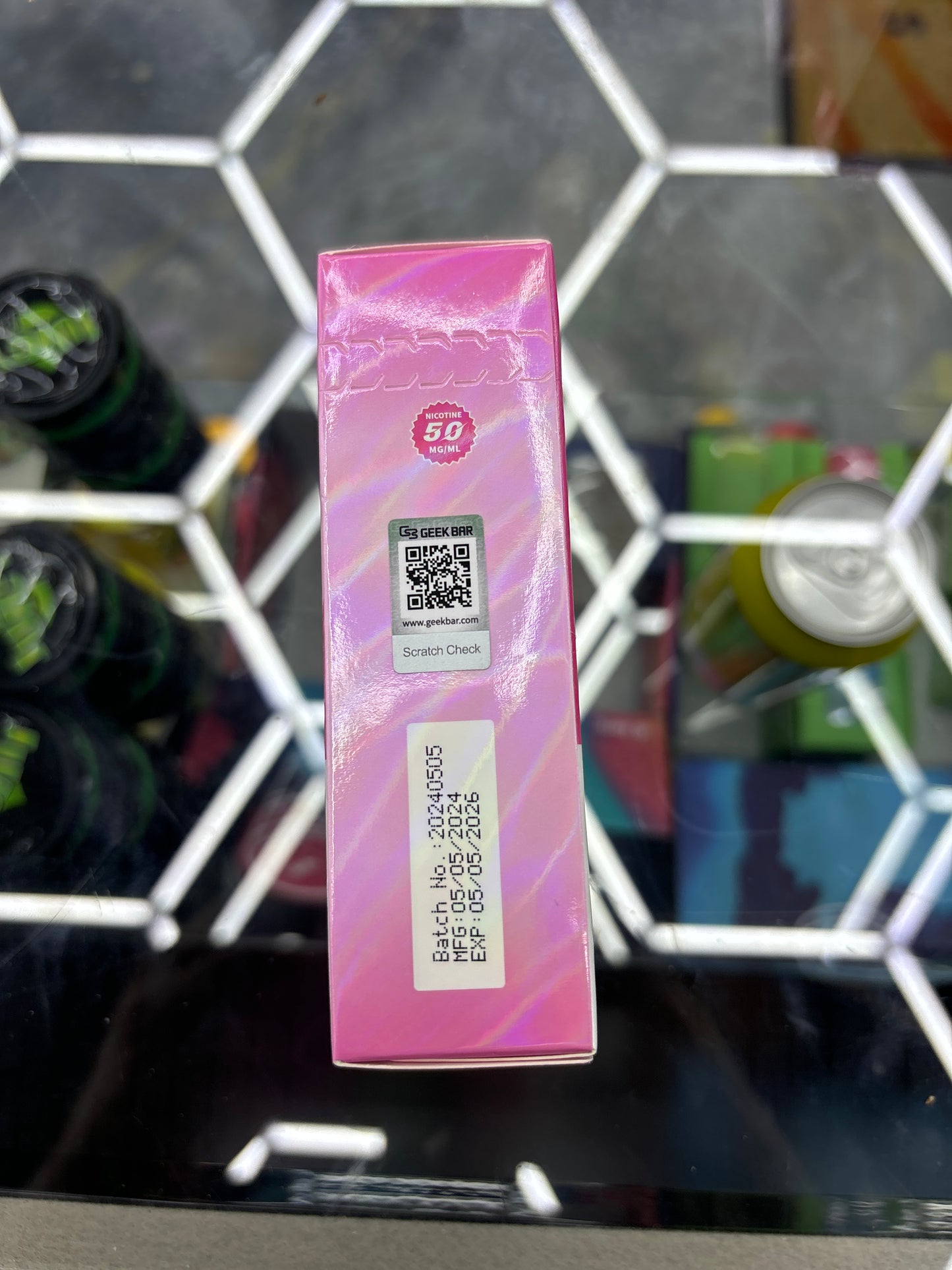 Geek bar skyview strawberry ice