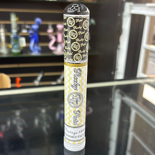 Rocky Patel vintage toro 1999