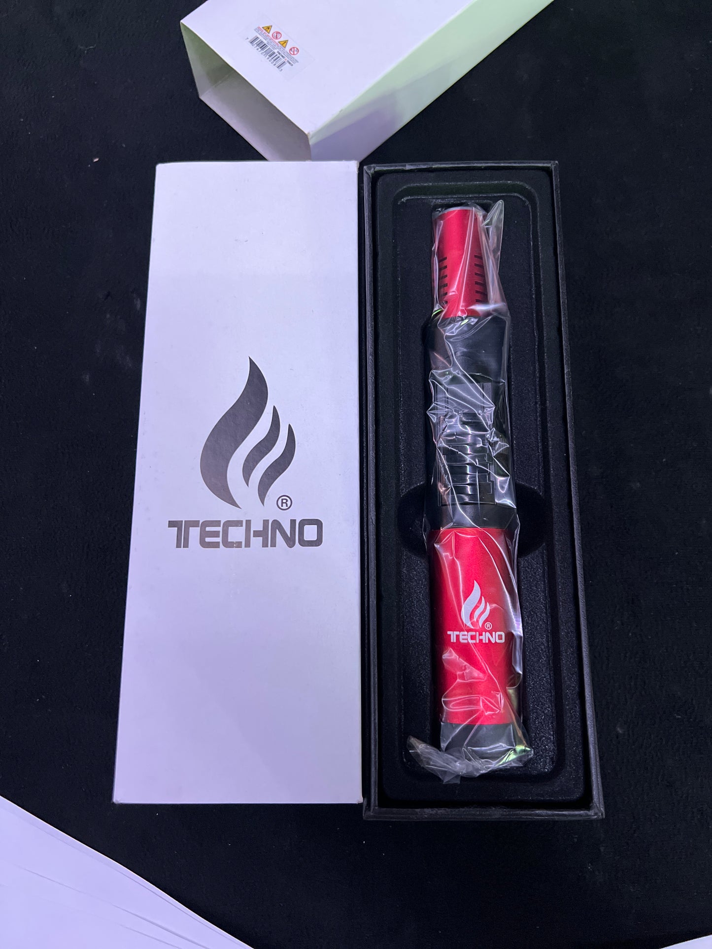 techno torch red