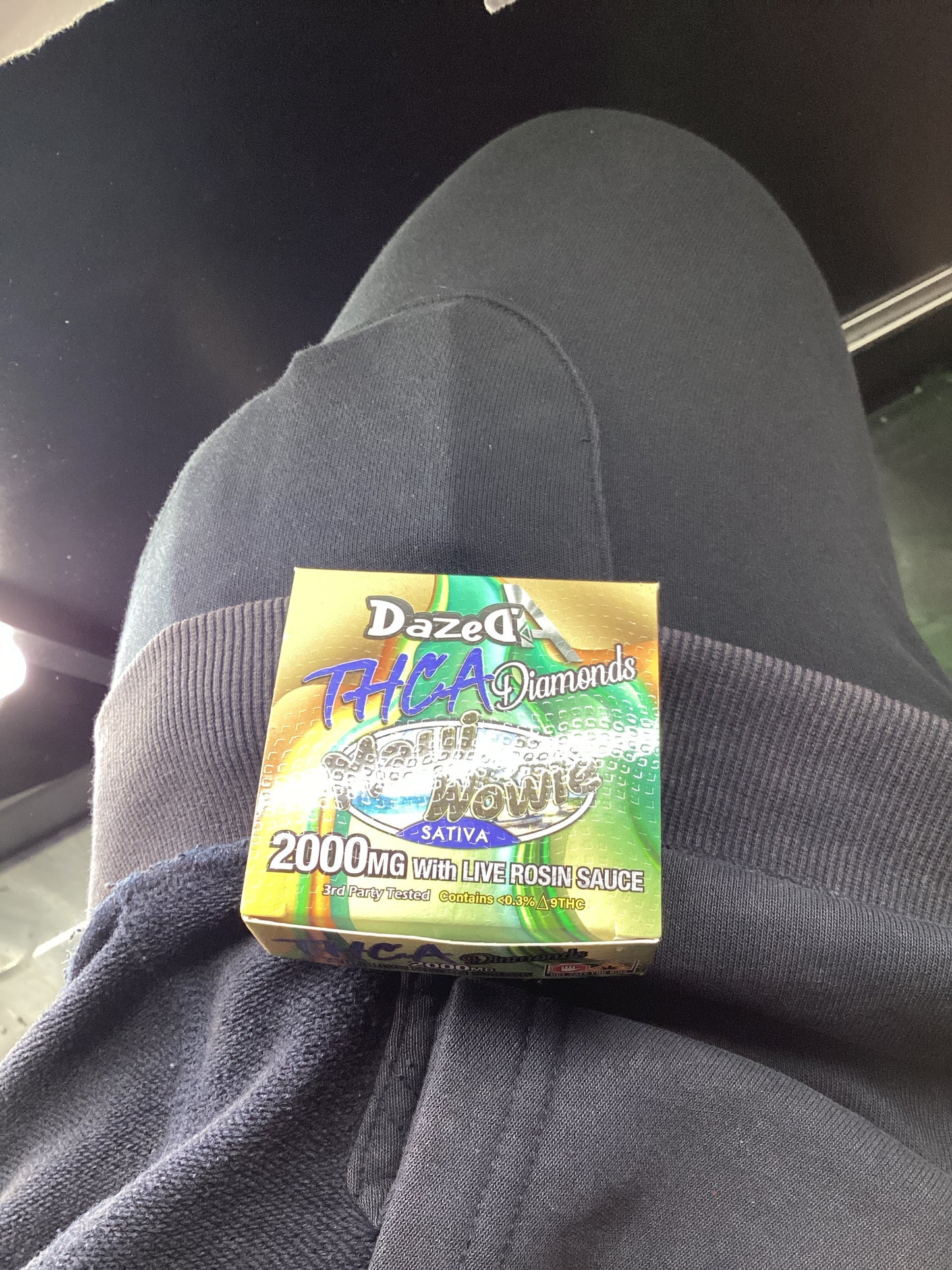 Dazed Thc a diamonds Maui wowie sativa 2000mg with live rosin sause