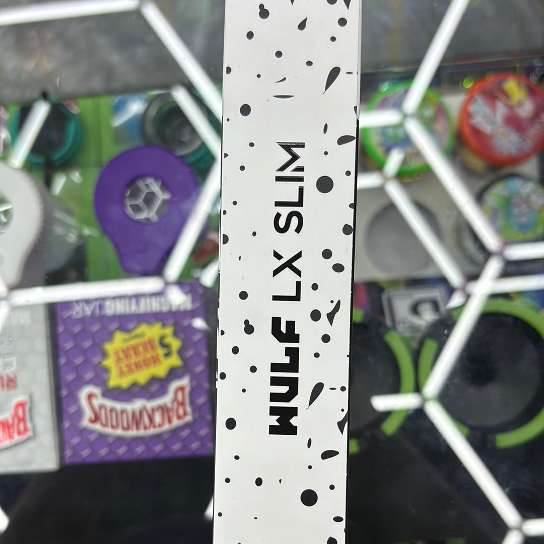 Wulf LX slim dry herb, vaporizer, white black mark color