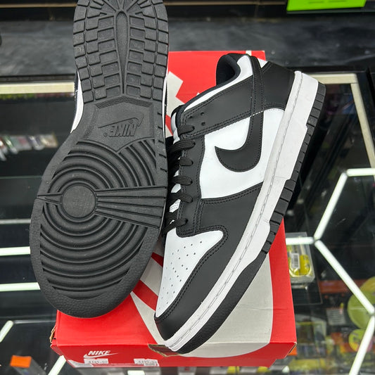 Nike dunk low retro pandas