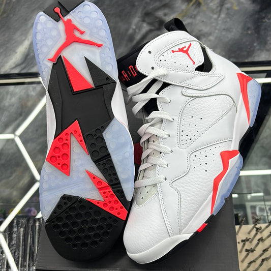 Air Jordan, seven retro white/Crimson black size 10m