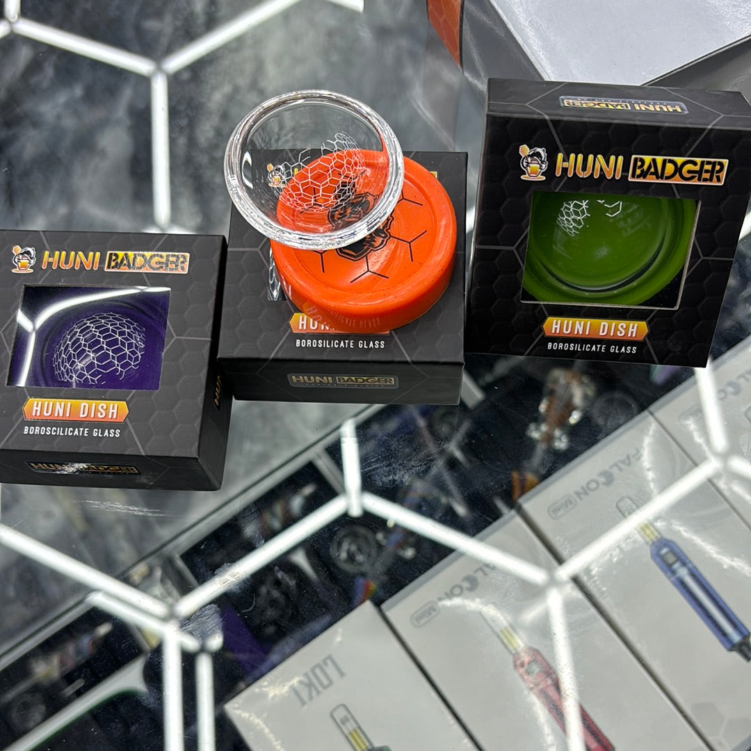 Huni badger huni dish