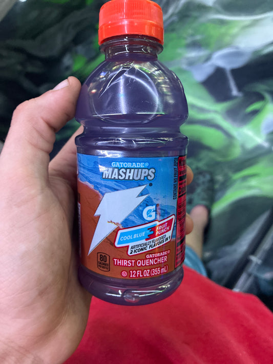 Gatorade mashups cool blue  / fruit punch 355ml