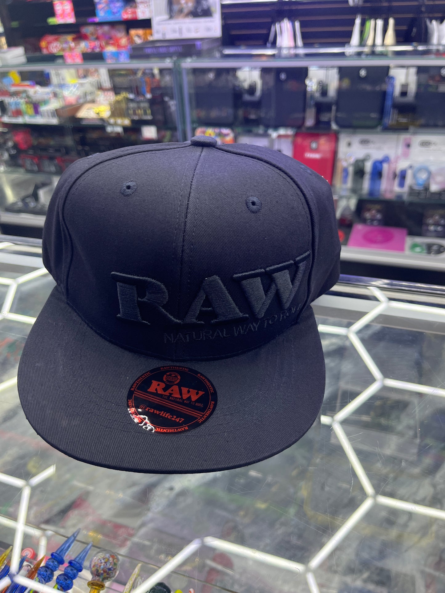 Raw poker hat black