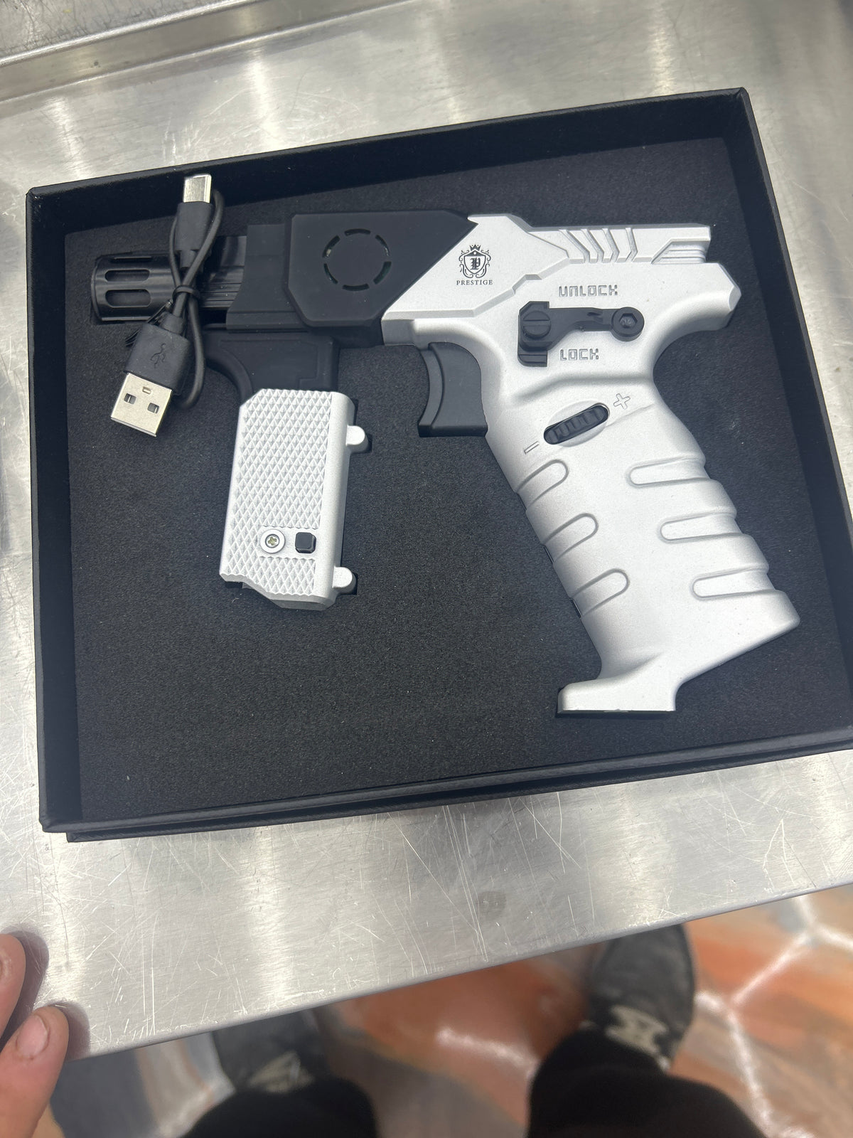 Prestige tactical torch lighter
