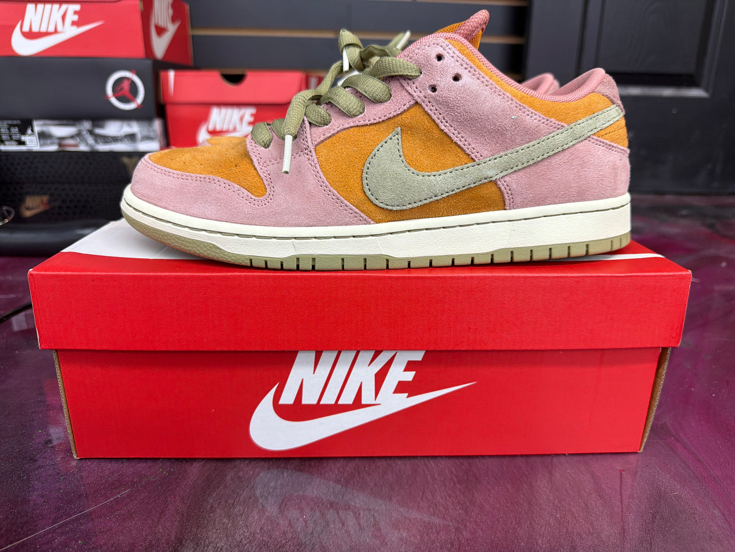 Nike SB Dunk Low Red Stardust Size 10