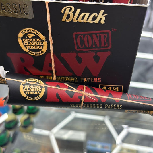 Raw 1 & 1/4 size classic 6pack black