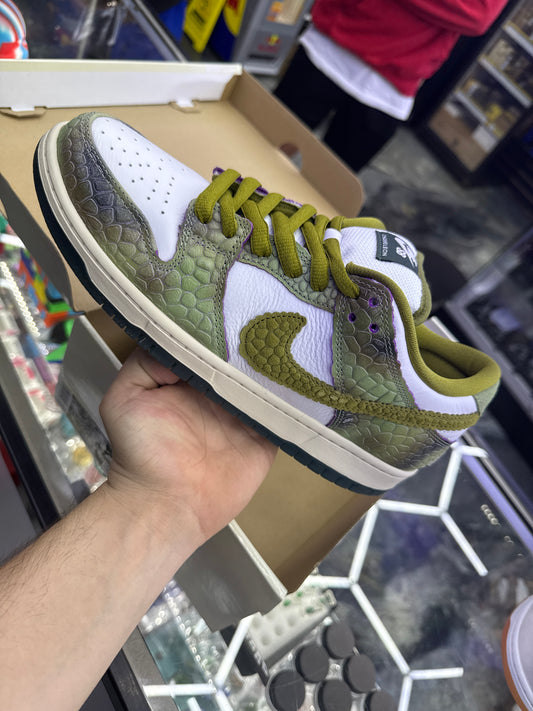 Nike SB Dunk Low Alexis Sablone Chameleon size 9.5